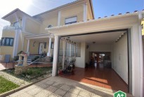 4 bedroom villa with large garage and garden - between Caldas da Rainha and Foz do Arelho